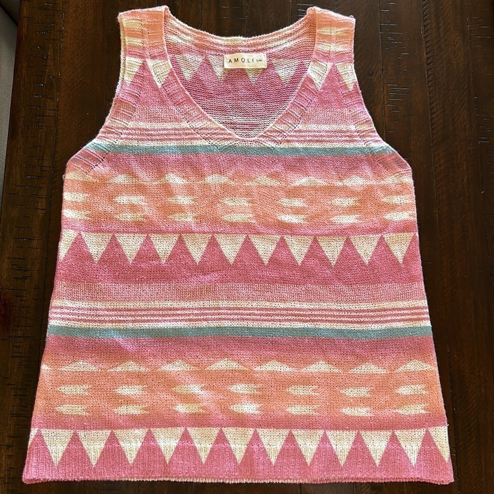 Aztec Print Knit Tank - Picture 6 of 6